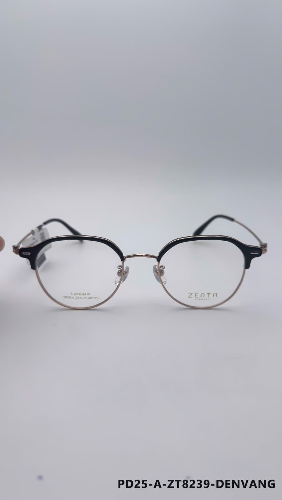Gọng Đa giác Titan đen vàng (PD25-A-ZT8239-DENVANG)