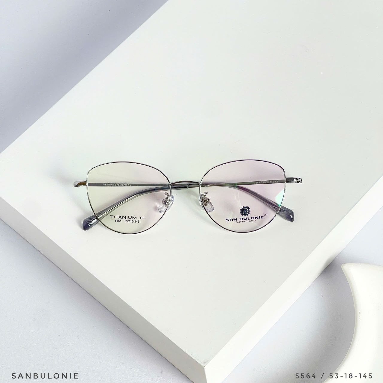 GỌNG KÍNH MẮT MÈO – NÂNG THẦN THÁI, CỰC TÔN MẶT 5564