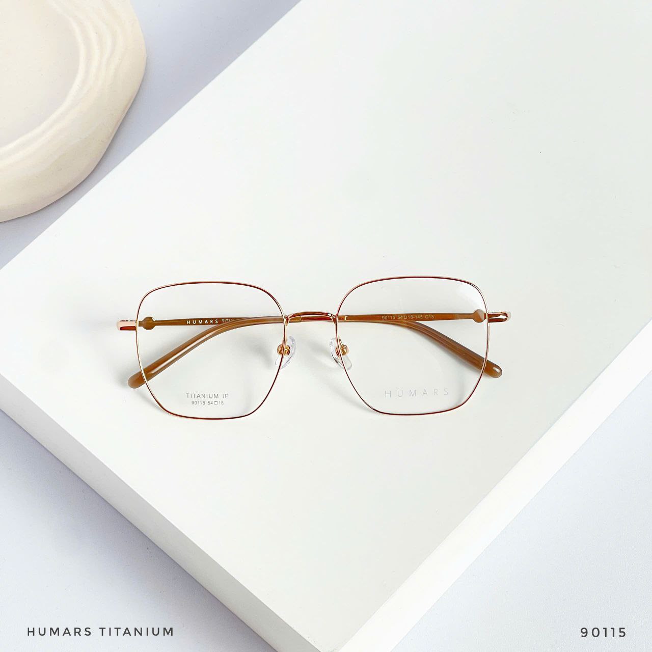 KÍNH TITANIUM HUMARS  – NHẸ ĐẾN NGỠ NGÀNG 90115